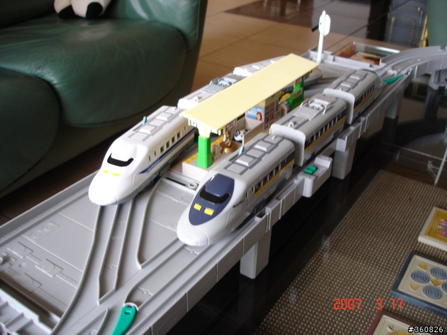 [分享]TOMY700系火車傳奇三部曲之第二部--雙車奇謀