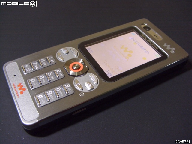 SE W880i Walkman 超薄旗艦手機(簡單分享part1)！！