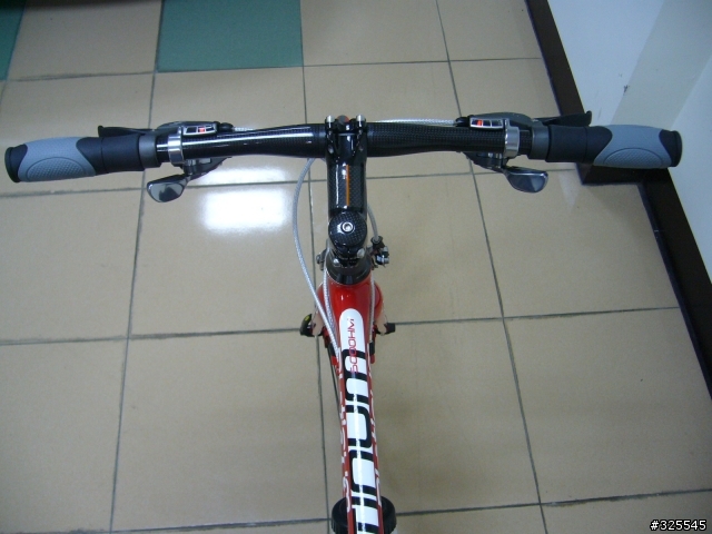 女王座駕 Argon18