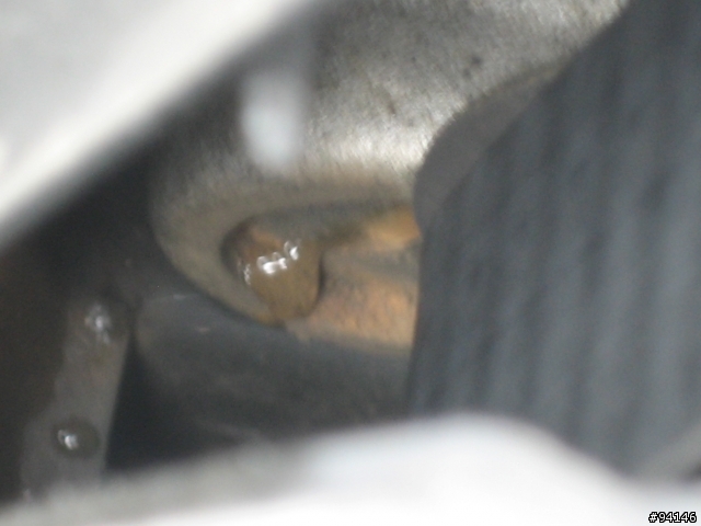 [求救]VOLVO 960引擎滲水!!!(更新)