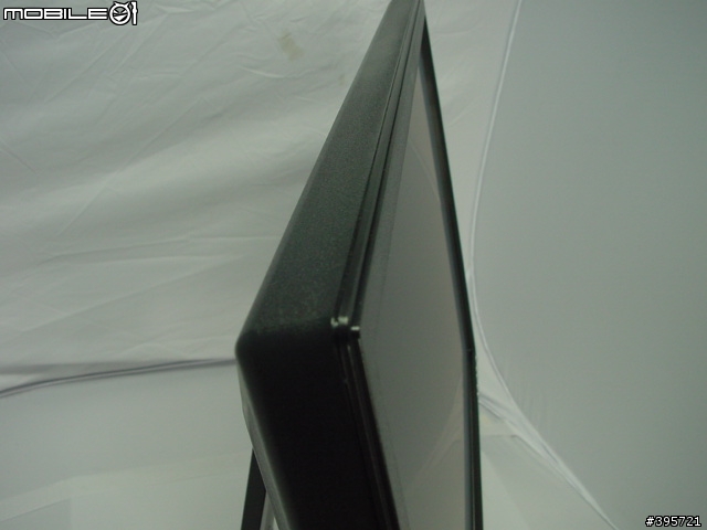 買上癮了： Dell 22吋LCD(E228WFP)開箱分享！！