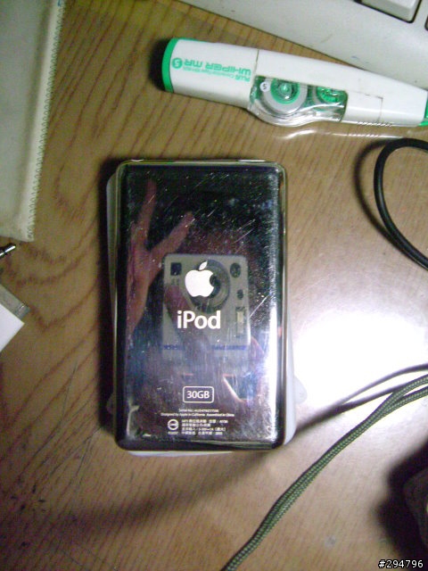 iPod Video 開盒照(慢了一年[汗])(副大量圖片)