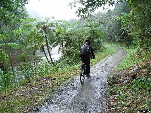 [分享]MTB越野入門路線-台北~宜蘭之桶后林道