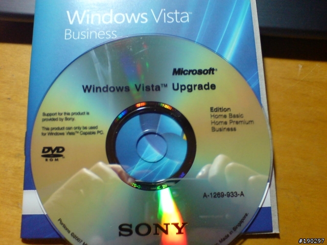 哈哈哈，總算收到sony的vista upgrade cd了