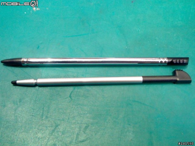 [開箱照] ASUS 多媒體導航機S102