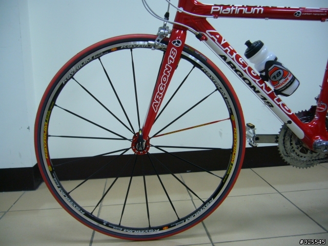 女王座駕 Argon18