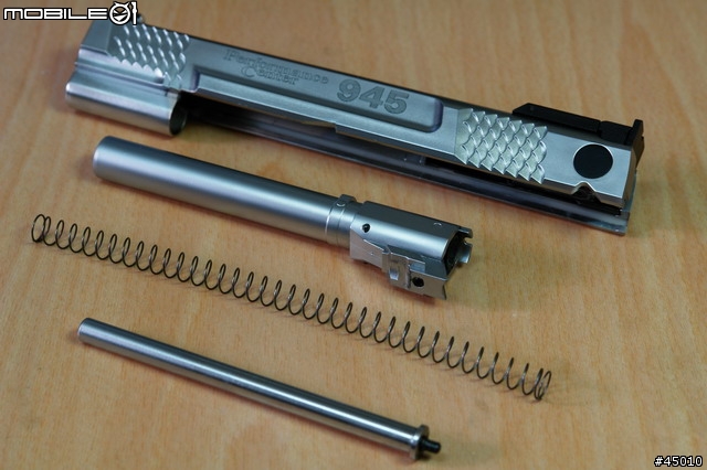 [分享]KSC M945 銀色魚鱗版 圖小多