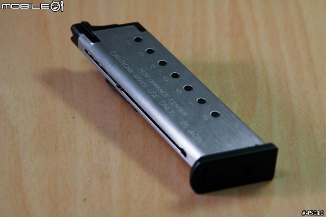 [分享]KSC M945 銀色魚鱗版 圖小多