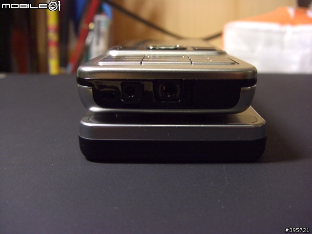 SE W880i Walkman 超薄旗艦手機(簡單分享part1)！！