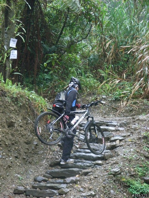 [分享]MTB越野入門路線-台北~宜蘭之桶后林道