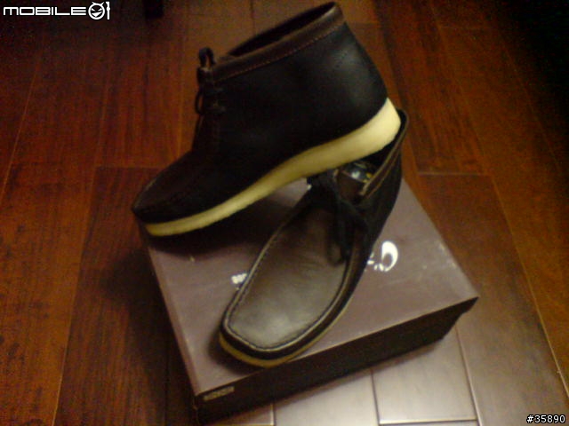 [分享-限量鞋]Clarks Wallabee天蠍座版，潮流大師Futura與經典的組合~