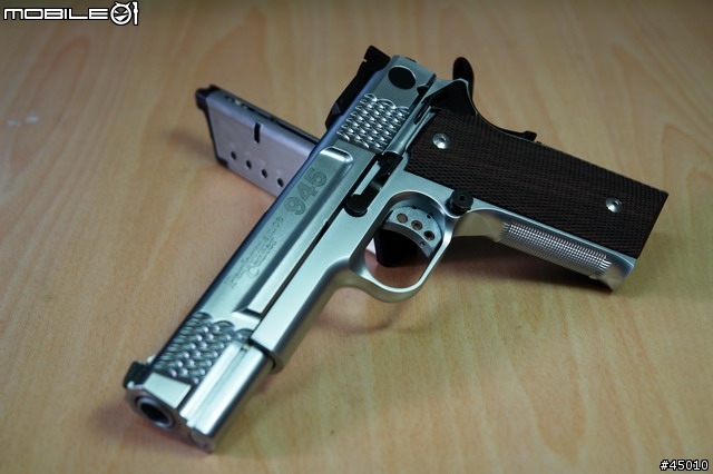 [分享]KSC M945 銀色魚鱗版 圖小多