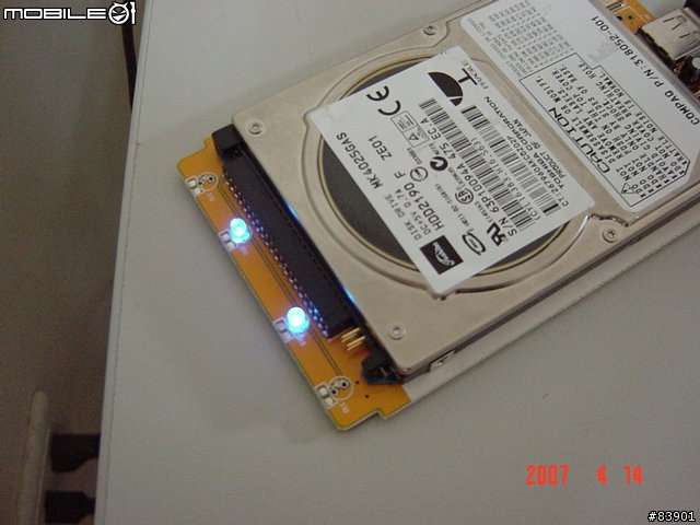 [分享] [推薦] NuSLIM NS2522 2.5吋 IDE 硬碟外接盒
