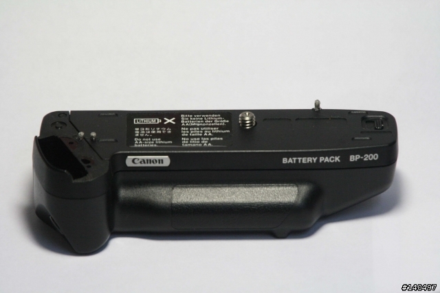 用EOS 300底片機電池手把改裝成400D電池手把