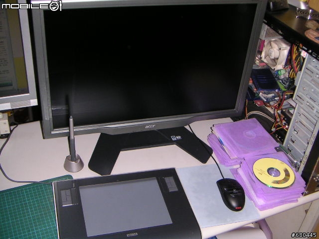 [分享] 平價的二十六吋電腦螢幕 ACER AL2623W 開箱照