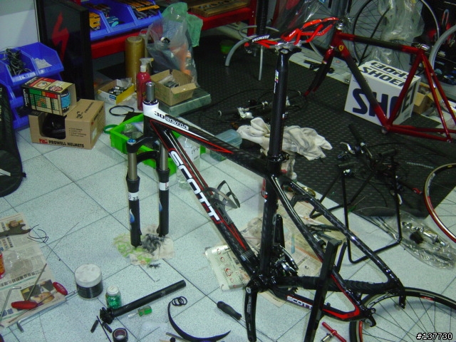 07 SCOTT SCALE 30