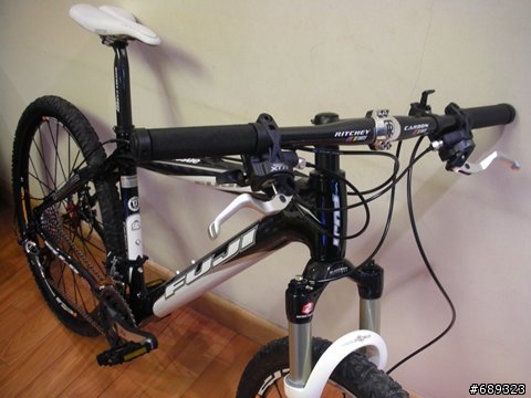 [分享] 2007 FUJI TEAM ISSUE MTB -- 5/6 零件升級 (輕量化)