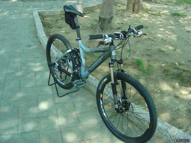 07 SCOTT SCALE 30