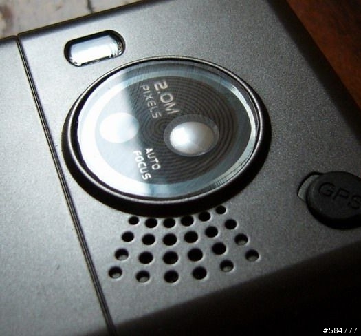 (gb2312)p535 的摄像头看起来太没安全感了，我贴了张膜上去。顺便问一下，大家的535是不是睡美人？