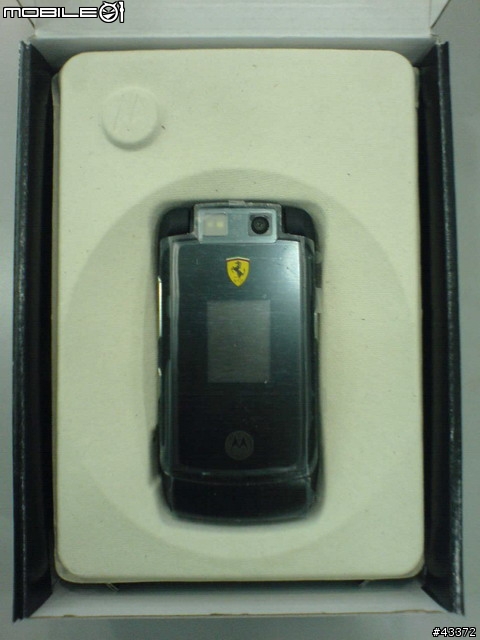 [分享]Motorazr Maxx V6 Ferrari Challenge Mobile Phone