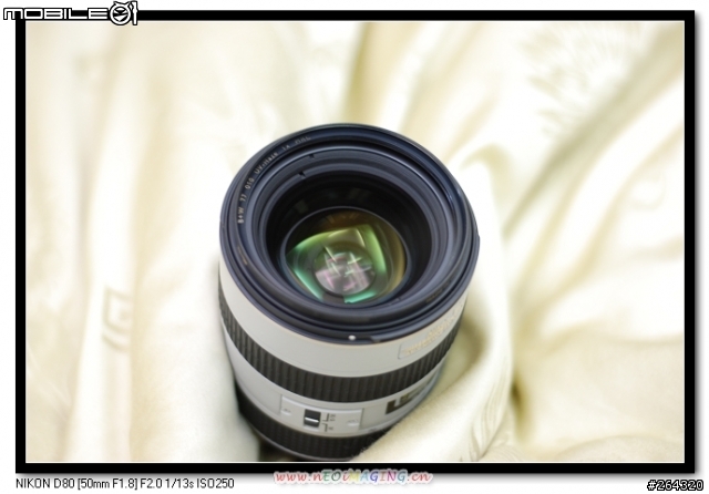 [小小灰開箱文]不喜勿入!!Nikon 28-70mm/F2.8D(IF)