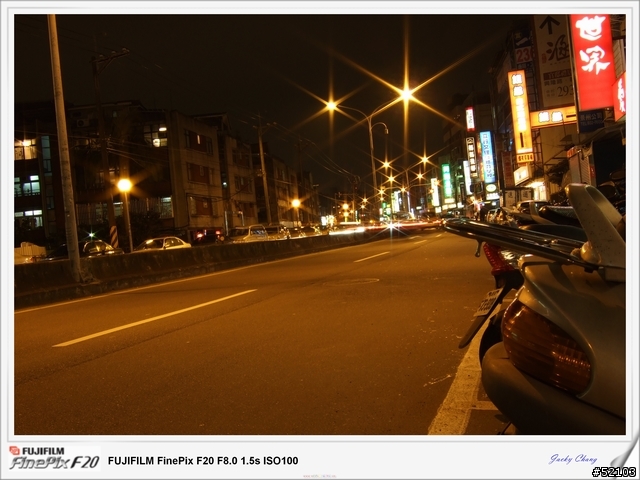 廉價優質星芒製造機FUJIFILM FINEPIX F20