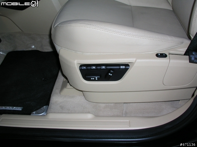 [分享] LAND ROVER全新FREELANDER2