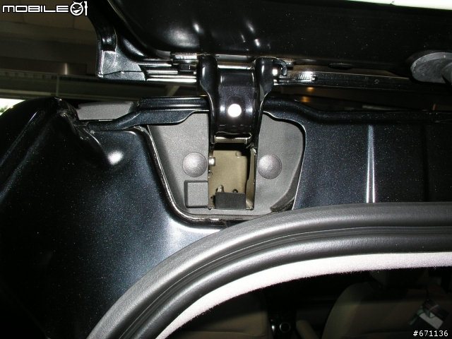 [分享] LAND ROVER全新FREELANDER2