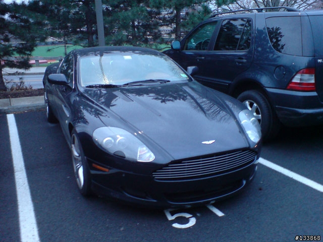 Aston Martin DB9 售價?