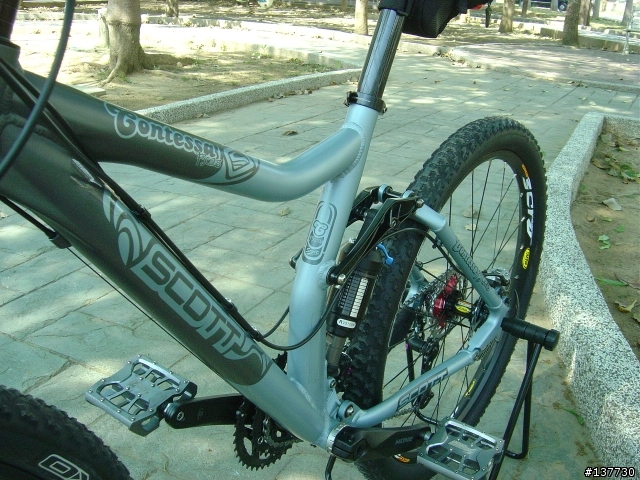 07 SCOTT SCALE 30