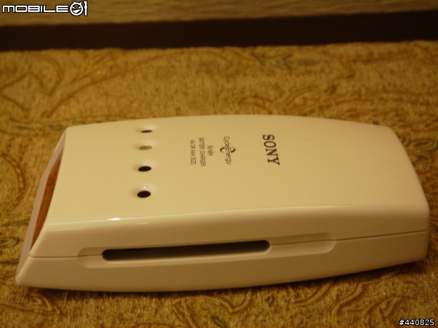 [就是愛分享]SONY 旗艦型液晶充電/放電組 BCG-34MRMF4