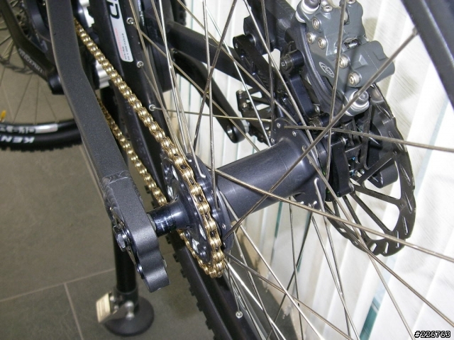 新玩具^^德國吸血鬼!!