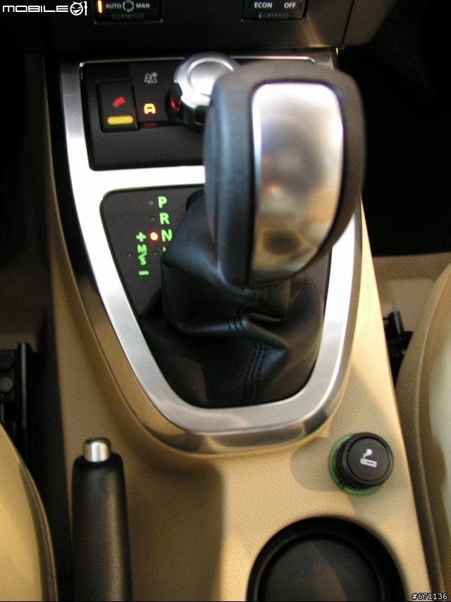 [分享] LAND ROVER全新FREELANDER2