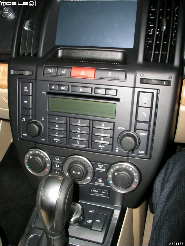 [分享] LAND ROVER全新FREELANDER2