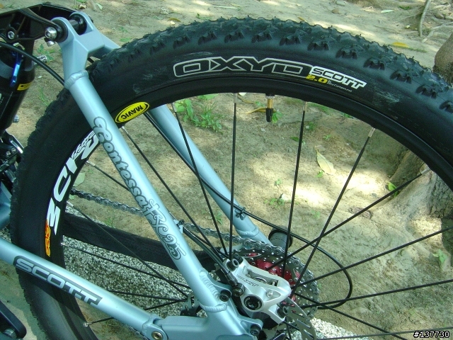 07 SCOTT SCALE 30