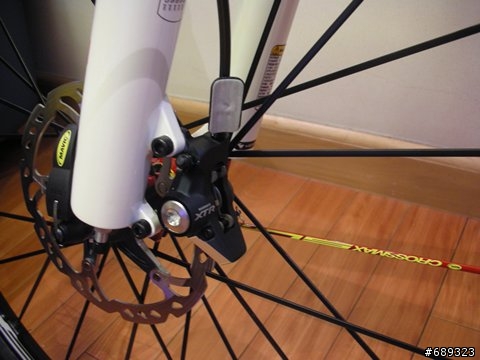 [分享] 2007 FUJI TEAM ISSUE MTB -- 5/6 零件升級 (輕量化)