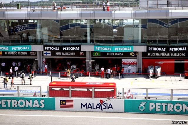 【分享】2007 F1 in Malaysia Sepang Circuit (圖多)