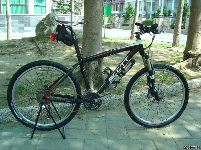 07 SCOTT SCALE 30