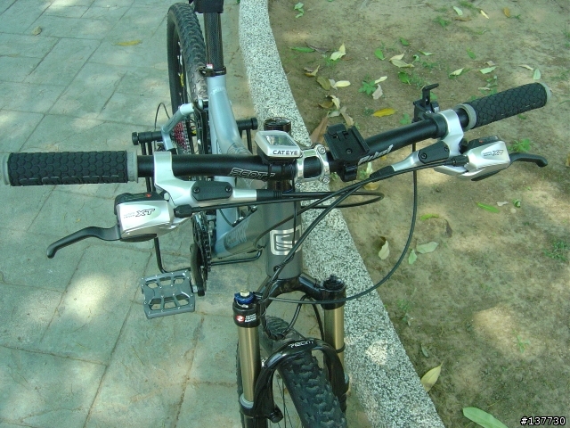 07 SCOTT SCALE 30