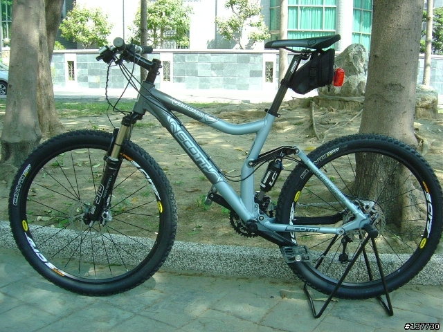 07 SCOTT SCALE 30