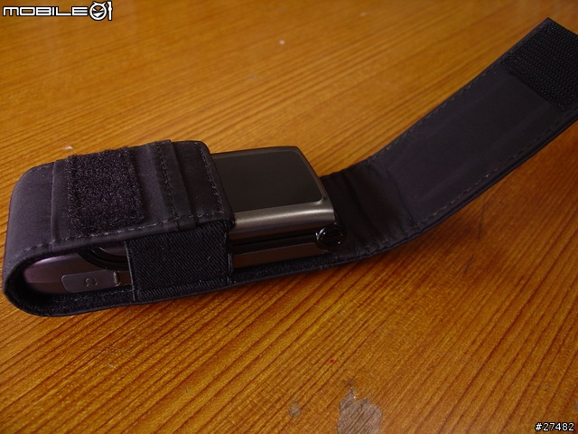 比手機還貴的手機套Head Porter Black Beauty Mobile Case