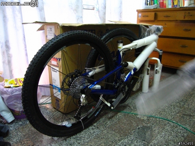 [開箱分享]我的第一台MTB 07 Anthem 3 藍/白，新增配件在P3