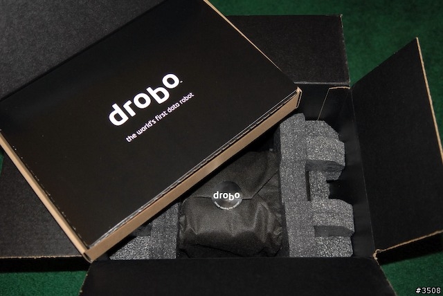 [分享] drobo storage robot 儲存機器人