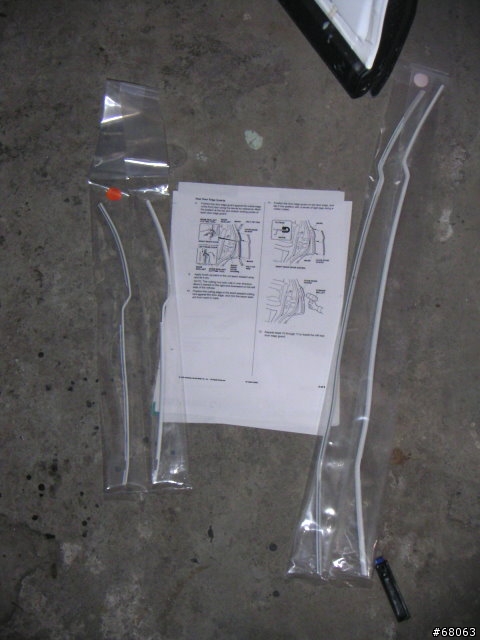 [分享]CRV3原廠門邊護條