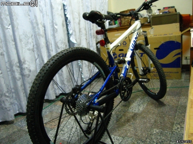 [開箱分享]我的第一台MTB 07 Anthem 3 藍/白，新增配件在P3