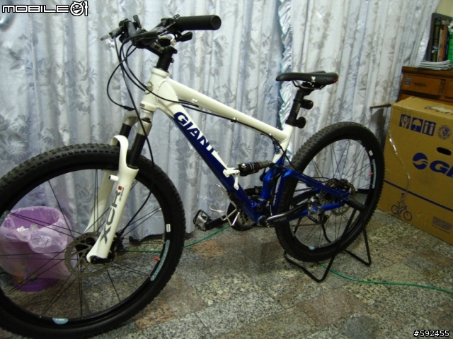 [開箱分享]我的第一台MTB 07 Anthem 3 藍/白，新增配件在P3