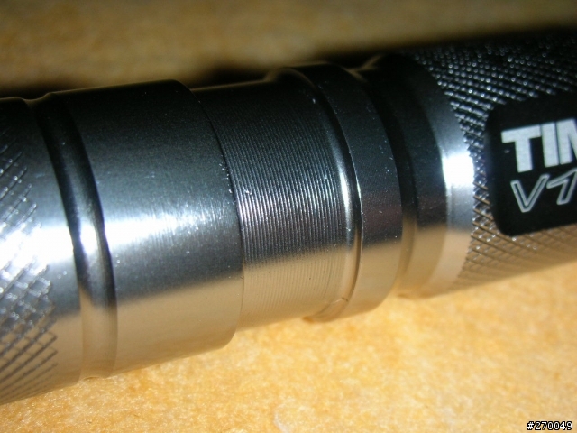 [分享]TIM(倒V)X V1白光LED 手電筒