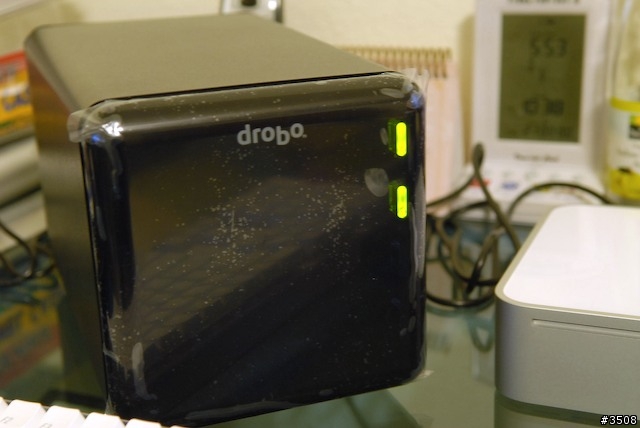 [分享] drobo storage robot 儲存機器人