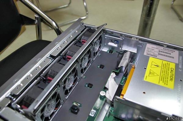 [開箱]HP DL380 G5