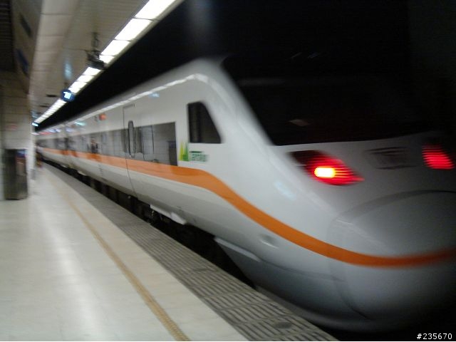 [分享]高速過彎的快感—傾斜式列車「太魯閣號」體驗